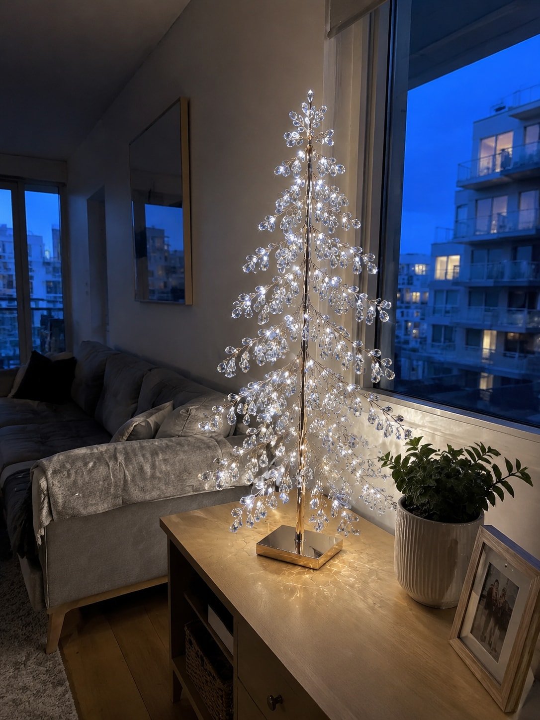 Sparkling Crystal Lamp - Image 4