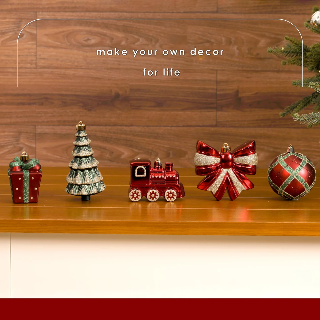 82pcs Gold Red and Green Christmas Balls Ornaments Set with Hanging Strings - Image 3