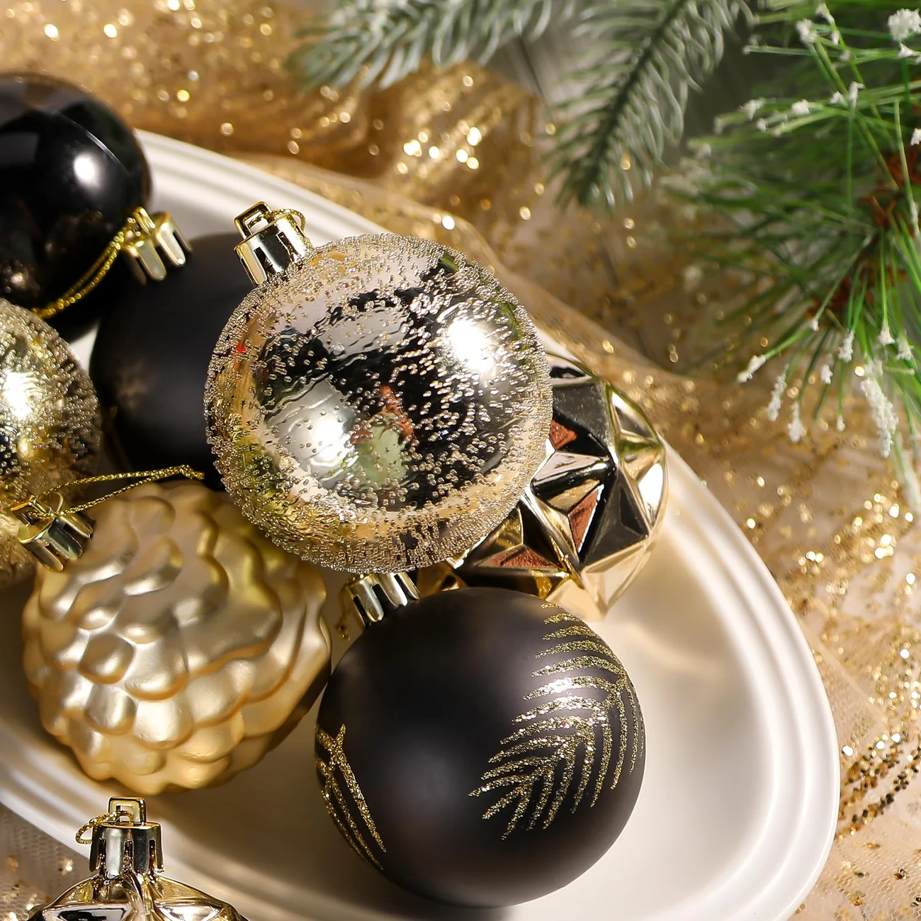 30ct Black and Gold Christmas Balls – 2.36 Inch Christmas Tree Ornaments - Image 5