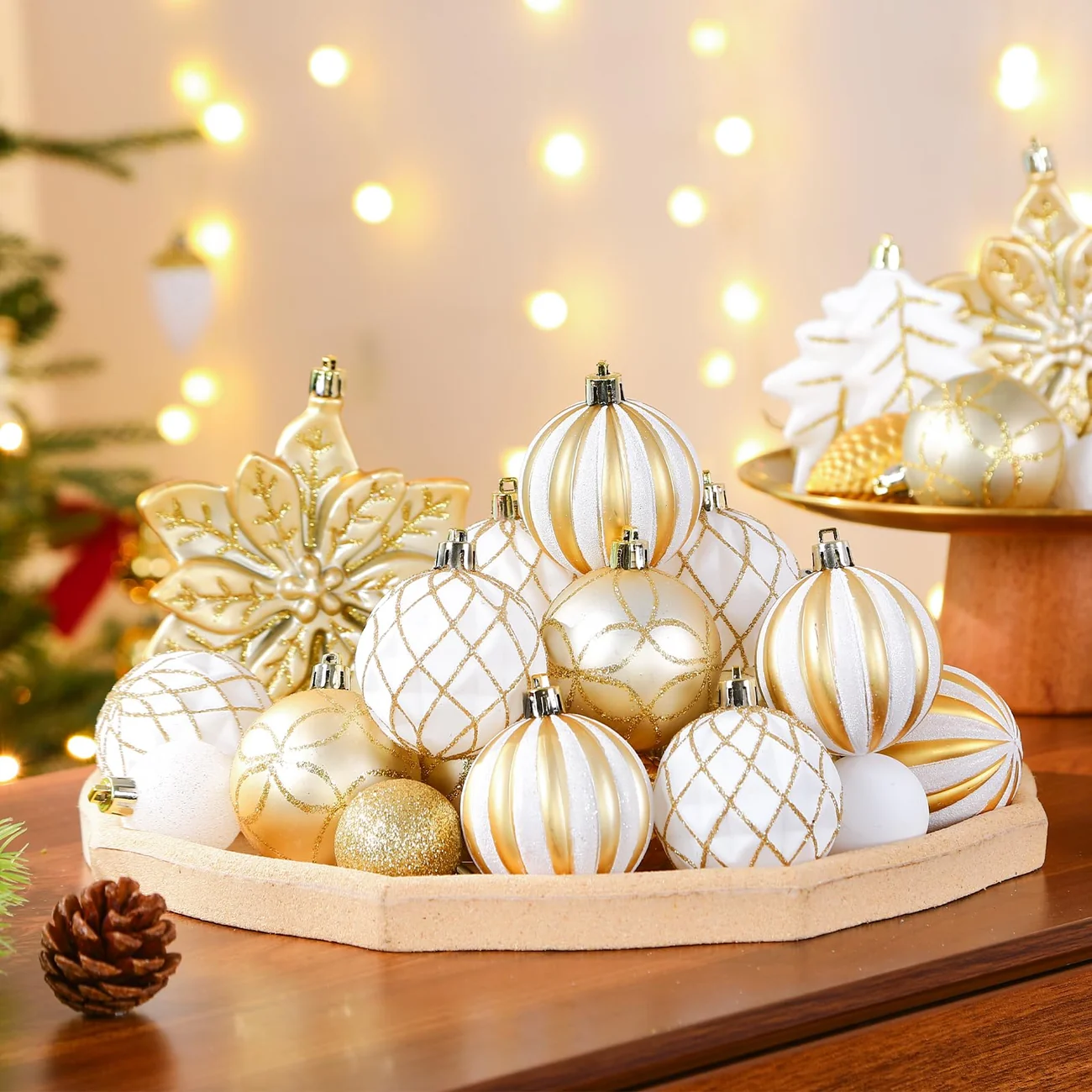 106PCS Gold and White Ornament Set – Christmas Ball Ornaments - Image 5