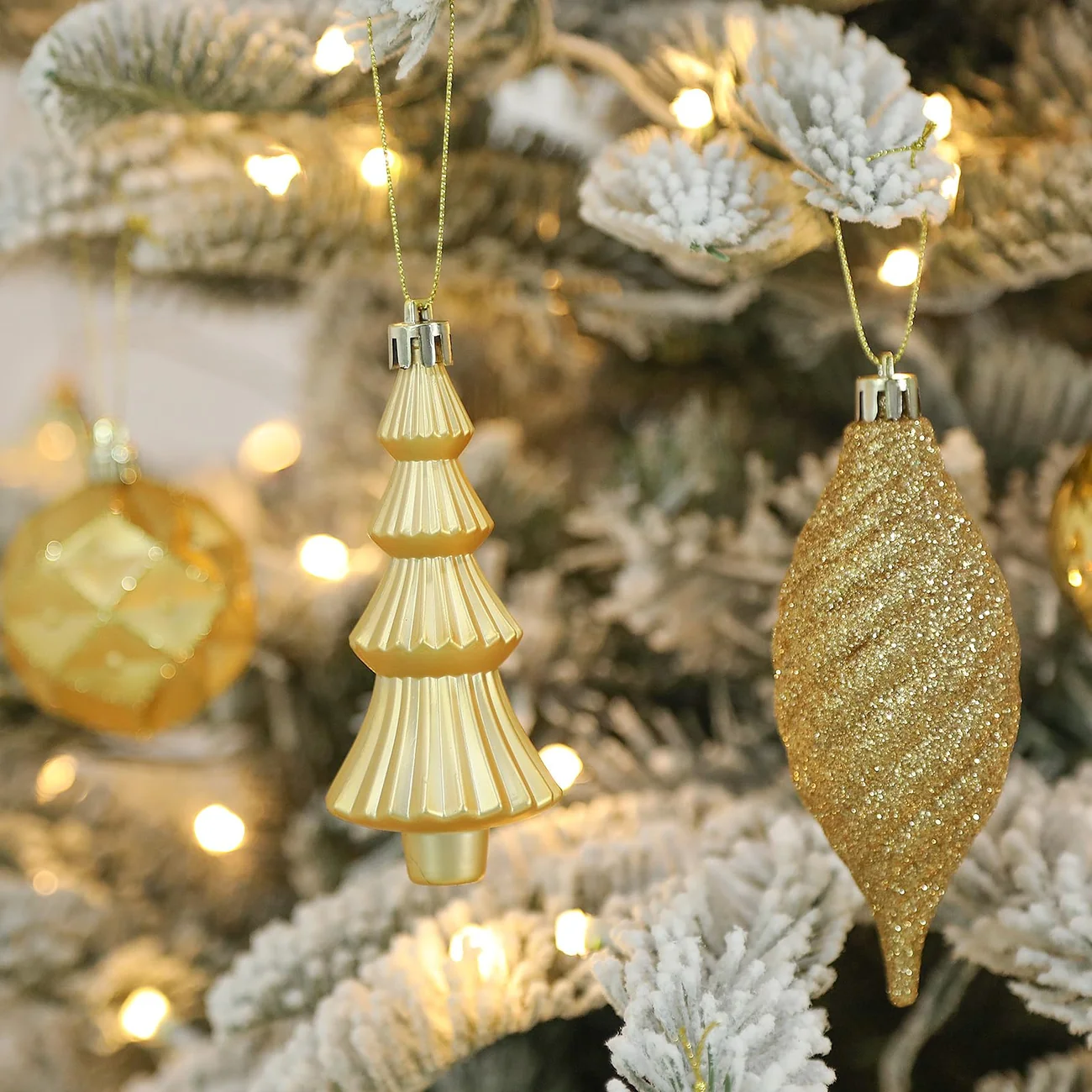Luxury Gold Christmas Ornaments – 100-Piece Christmas Tree Ornament Set - Image 5