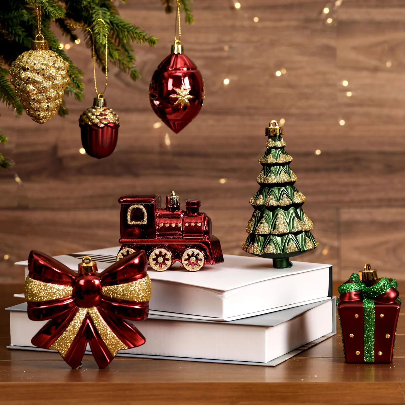82pcs Gold Red and Green Christmas Balls Ornaments Set with Hanging Strings - Image 7
